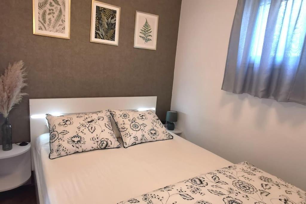 רייקה Apartman Liburna מראה חיצוני תמונה
