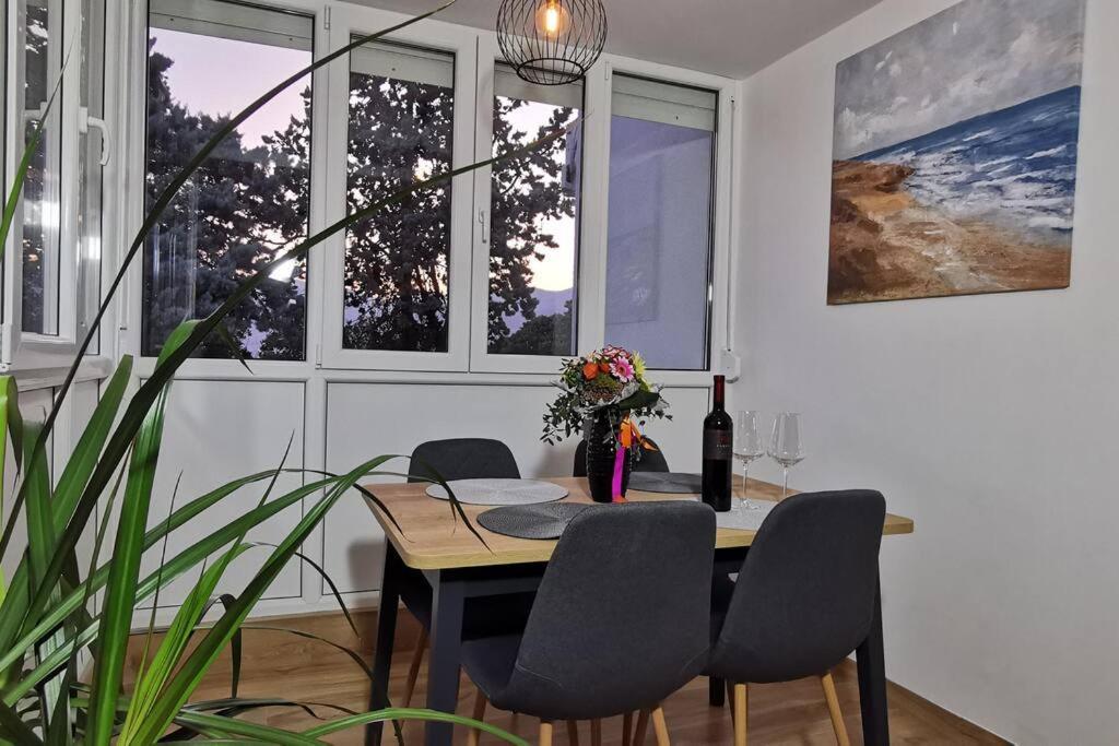 רייקה Apartman Liburna מראה חיצוני תמונה