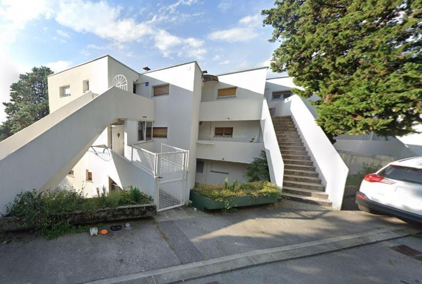 רייקה Apartman Liburna מראה חיצוני תמונה